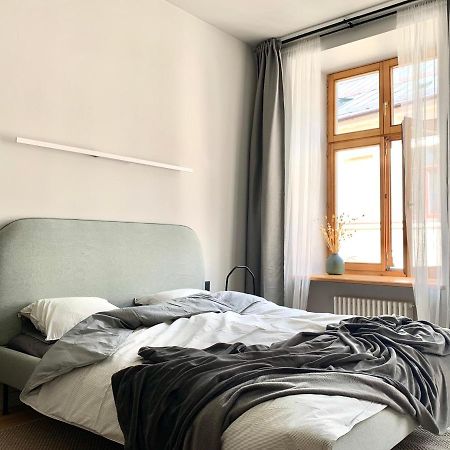 Stylish New Apartment In Riga Old Town - City Centre, Self Check-In, Walkable To Major Attractions מראה חיצוני תמונה