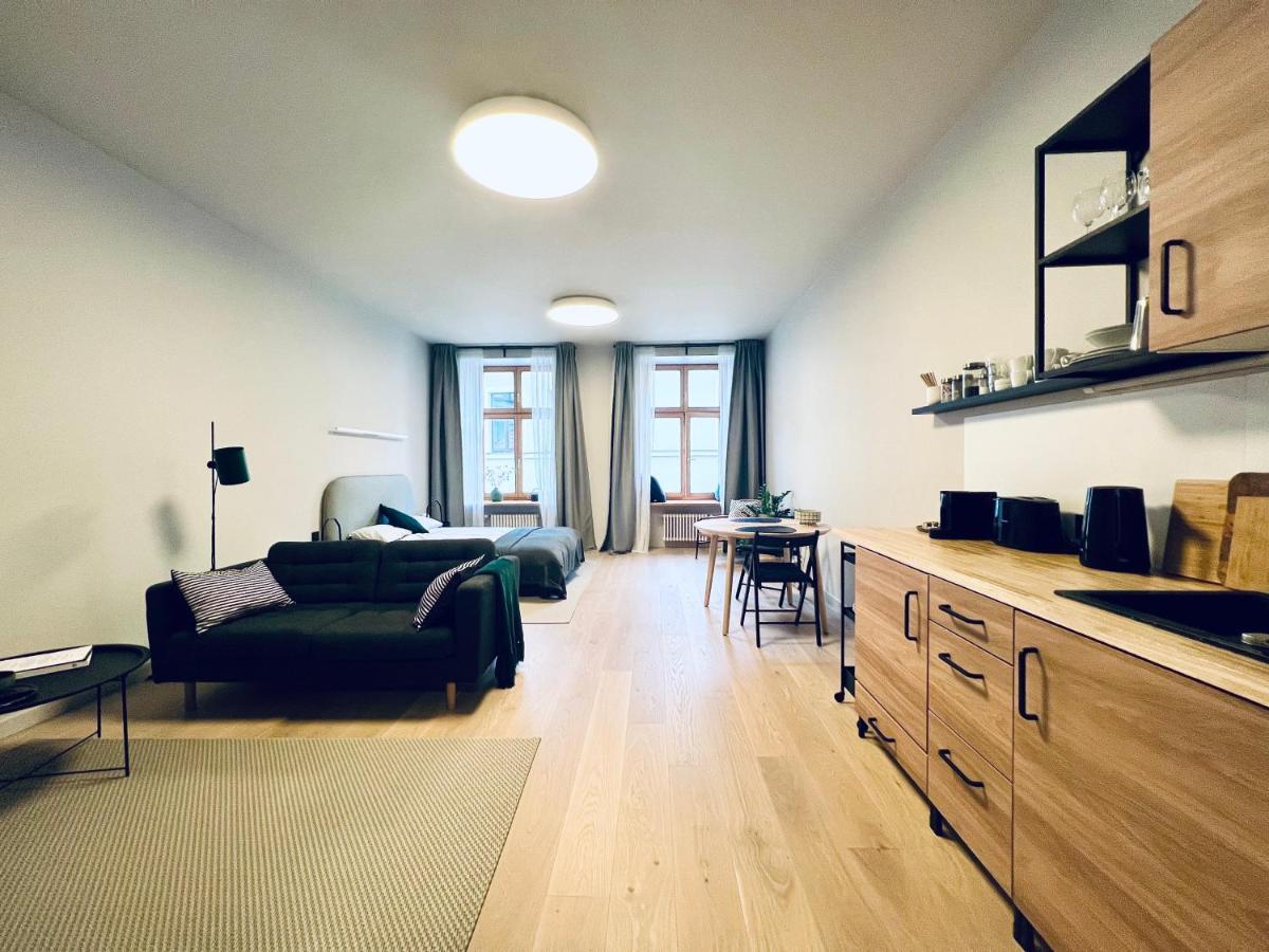 Stylish New Apartment In Riga Old Town - City Centre, Self Check-In, Walkable To Major Attractions מראה חיצוני תמונה
