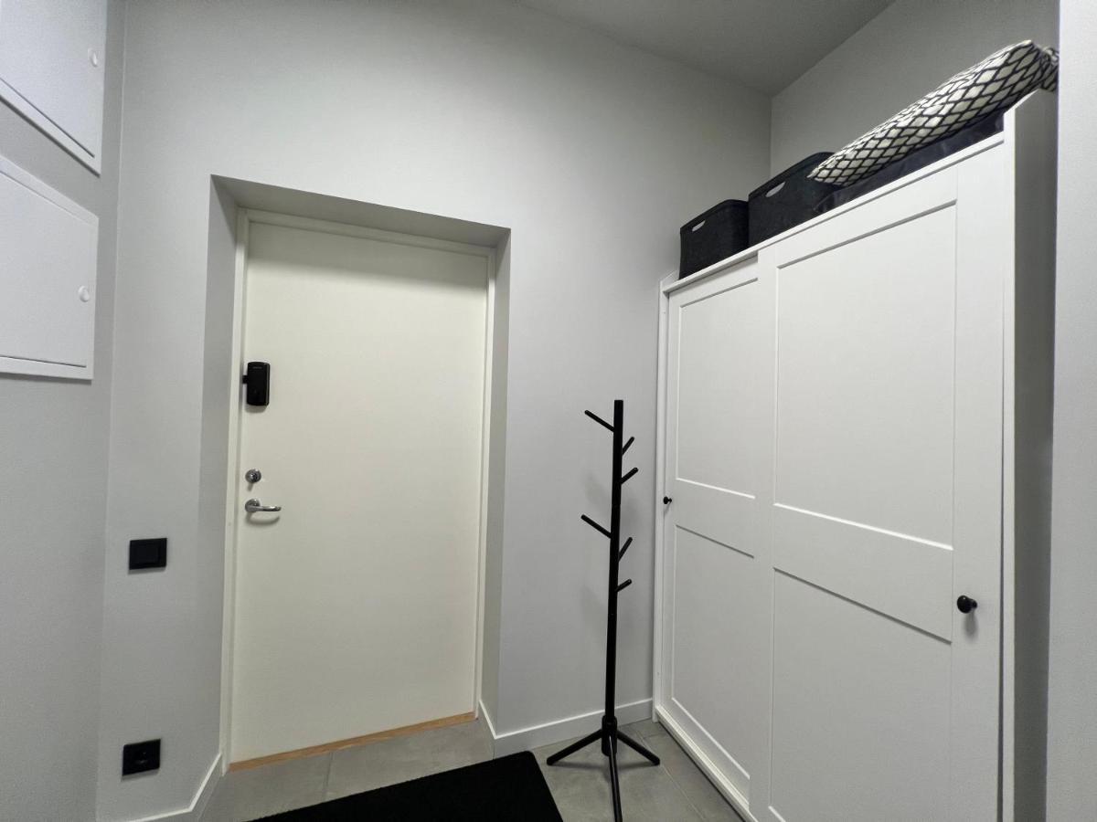 Stylish New Apartment In Riga Old Town - City Centre, Self Check-In, Walkable To Major Attractions מראה חיצוני תמונה